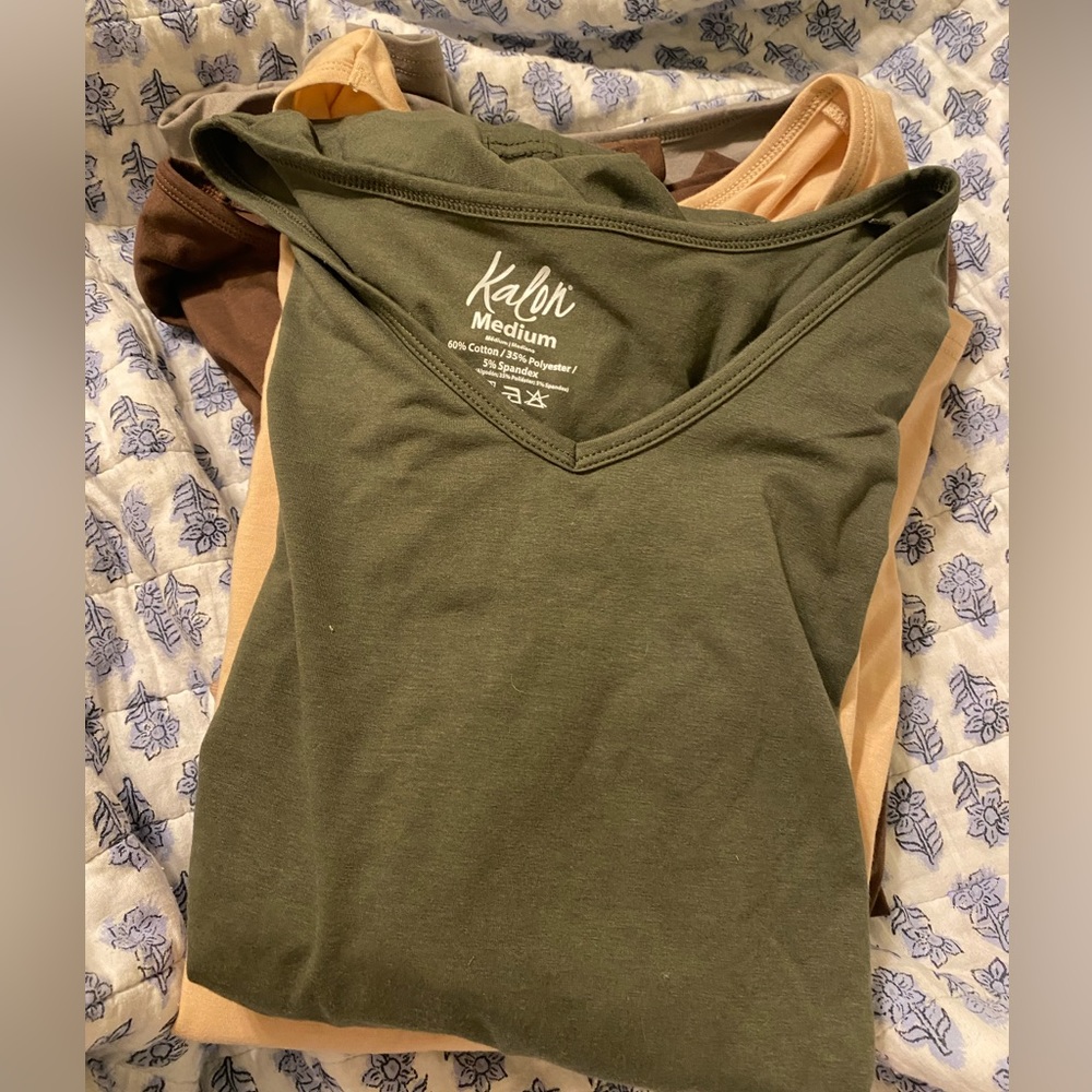4 pack of shirts Kalon